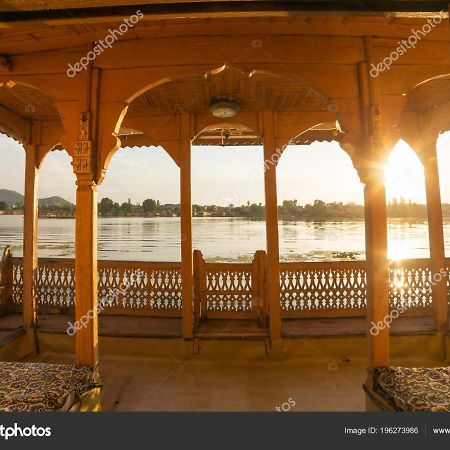 New Bombay Heritage Group Of House Boat Srīnagar Kültér fotó